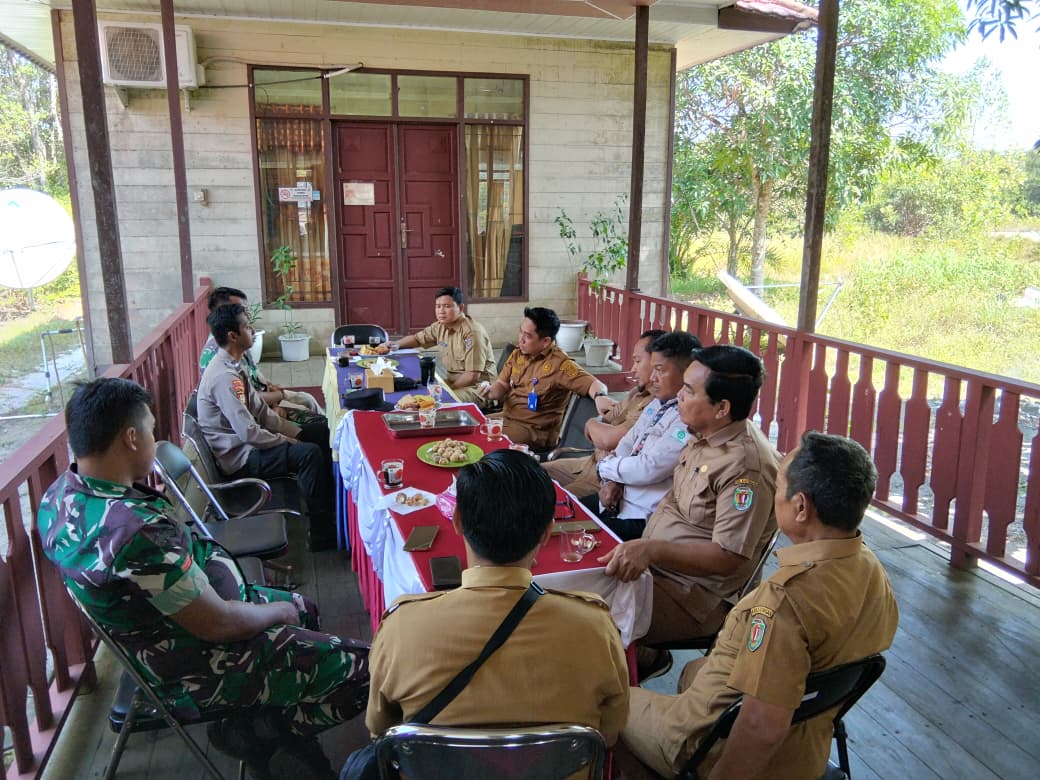 Gambar Eksternal